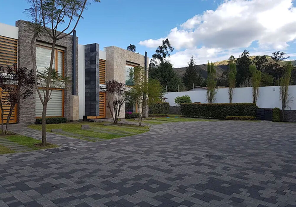 Conjunto Residencial – Maison Domaine - Proyecto inmobiliario KOEN en Tumbaco, Ecuador